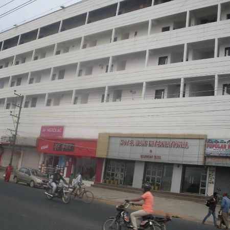 Hotel Mani International ปัฏนา ภายนอก รูปภาพ